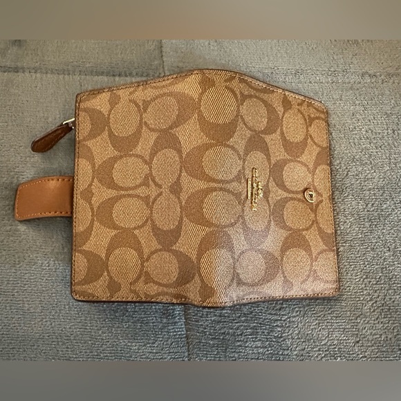 NWOB - Medium Corner Zip Wallet In Signature Canvas - Tan / beige - Picture 4 of 5